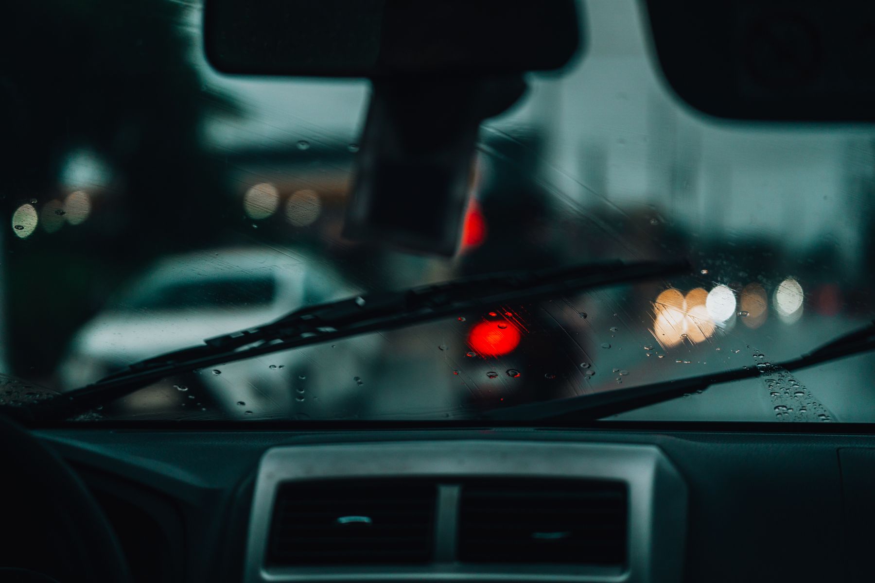 Auto Glass & Windshield Repair in Surrey | Iconic Auto Glass
